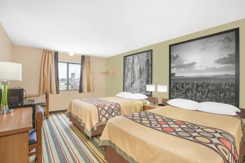 Super 8 by Wyndham Mt Pleasant