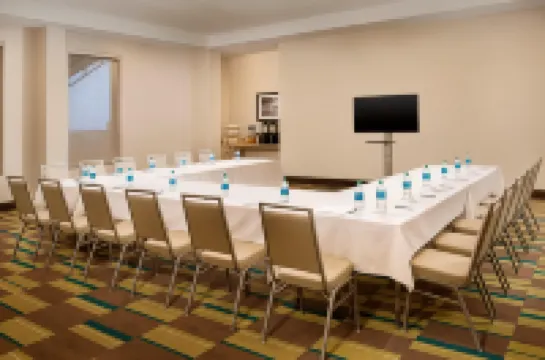 포 포인츠 바이 쉐라톤 잭슨빌 비치프런트 폰테베르다비치 호텔