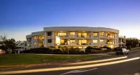 Bay Royal Apartments