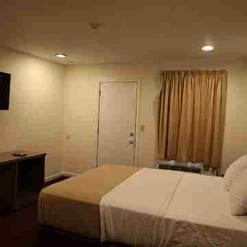 The Hamlet Inn at Warwick Rooms