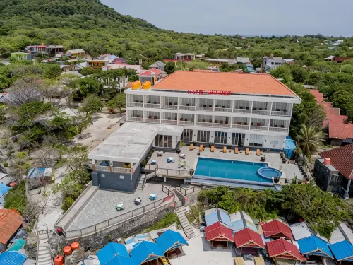 Same Resort Bira Beach Hotels in Bonto Bahari