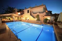 Erato Hotel - Pools