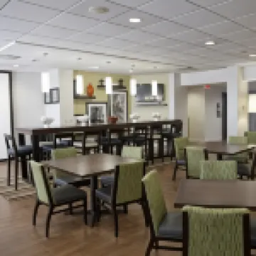 햄프턴 인 카번데일