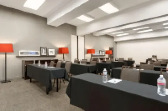 Country Inn & Suites by Radisson, Austin North (Pflugerville), TX Hotels in Wells Branch