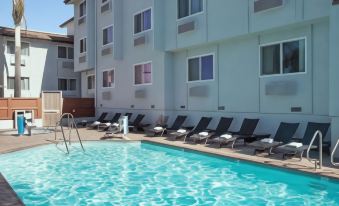The Wayfarer San Luis Obispo, Tapestry by Hilton