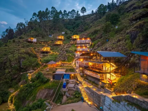 Zostel Plus Poombarai, Kodaikanal