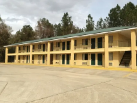 Super 8 by Wyndham Picayune Hoteles en Picayune