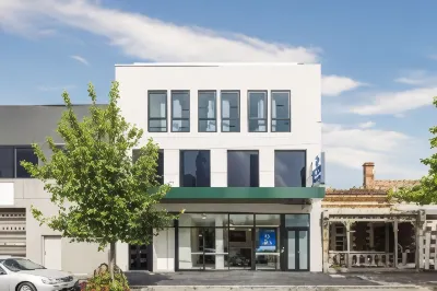 Best Western Queen Victoria Market Hotel Hotels near Flagstaff Gardens