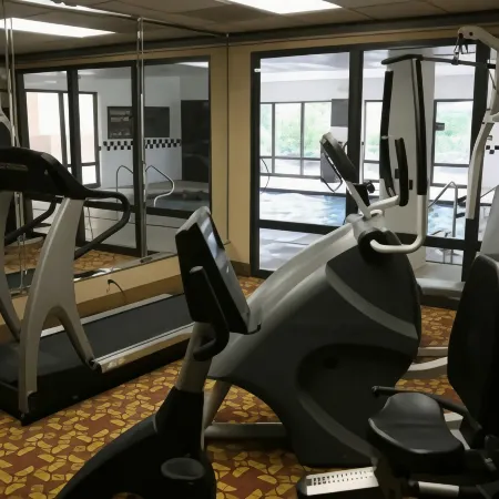 Hampton Inn Olive Branch Отели рядом с достопримечательностью «Pink Coconut Boutique»