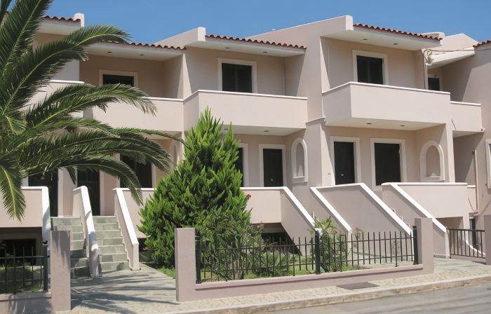 Lakonia Bay Apartments