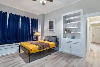 Krewe of Hot Dog Hotels near Shreveport Convention Center