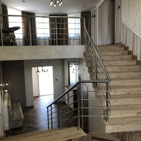 Ogni Mayaka Hotel