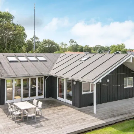 8 person holiday home in Juelsminde-By Traum