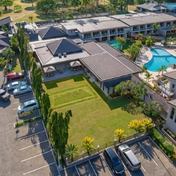 Tanoa Waterfront Hotel