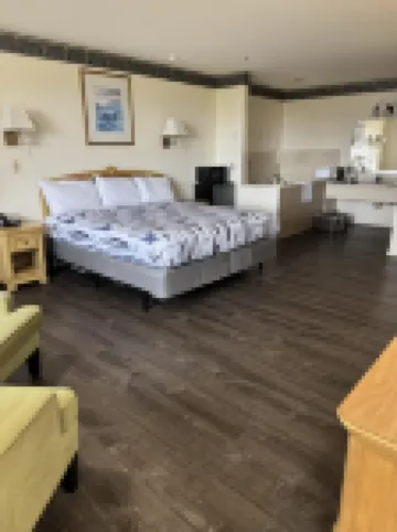 Bayview Inn Hotels in Crescent City