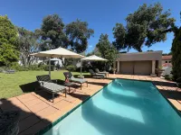 Highgrove Guesthouse Morningside Sandton - 애견동반