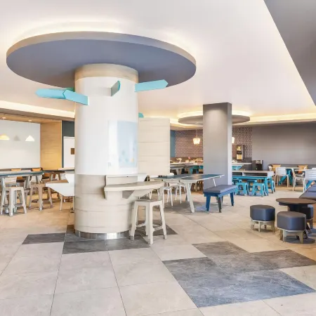 One Ciudad Juarez Alameda Iglesias