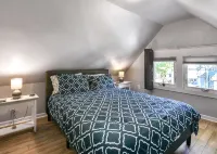 Prime Walk to Cincinnati Zoo & Botanical Garden –Steps to UC, Short Vine & More! - Homestays