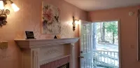 Evening Shade Inn - Inns