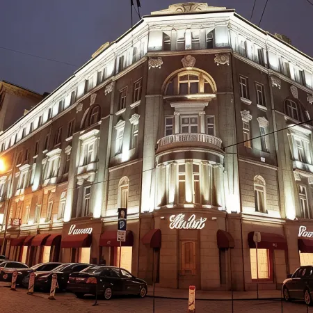 Savoy (Савой) Отели рядом с достопримечательностью «Церковь Святого Василия Блаженного»