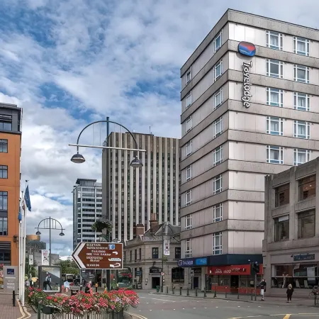 Travelodge Birmingham Central Moor Street Отели рядом с достопримечательностью «Торговый центр Mailbox»