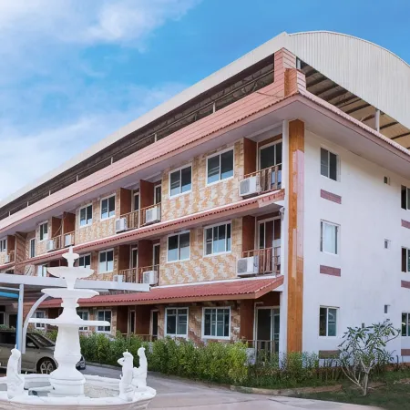 Baan Bangrak Residence
