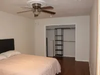 Spacious 4Br/2BA Near Amazing Restaurants, Riverwalk, Alamo, Missions & Downtown Hotels near Mission Espada