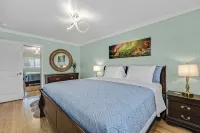Crest retreat home