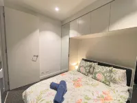 EQ Tower Ultra-Modern 2BR- CBD Base Mel Central - New