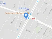 華沙機場金色鬱金香飯店 藍城購物中心（Blue City）附近的飯店
