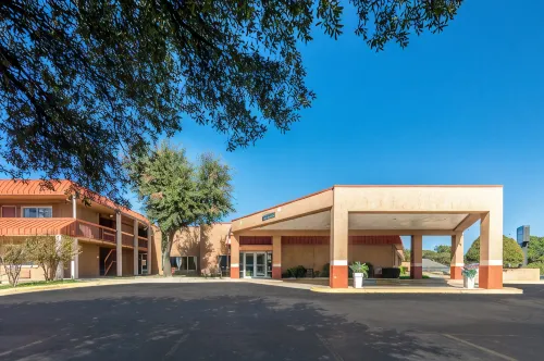 Texas Inn & Suites