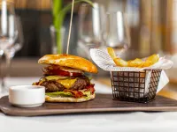 Q Hotel Plus Katowice - พร้อมอาหารเช้า
