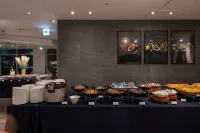 Hotel Whistlelark Jeju - Aamiainen