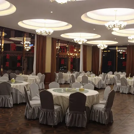 Tsangyang Gyatso Hotel