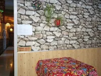 Wuchang Yim Sunshine Inn