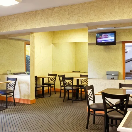 Best Western Plus Atlanta Airport-East
