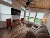 Tiny House on Center Hill Lake