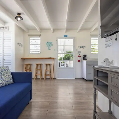 Villa Sol - Cabo Rojo - Perfect Tiny House with Wifi