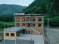Zha Ga Na Zhuola Riverside Homestay Hotels in Têwo County
