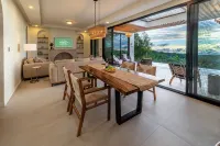 House immerse in the forest+ infinity pool and luxurious experience. - Villas