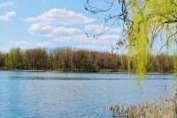 Charming lake front 3-bedroom cottage in Coldwater, Michigan - 3-Star