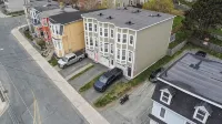 Modern Downtown Home - Garage & Parking - St Johns - บังกะโล