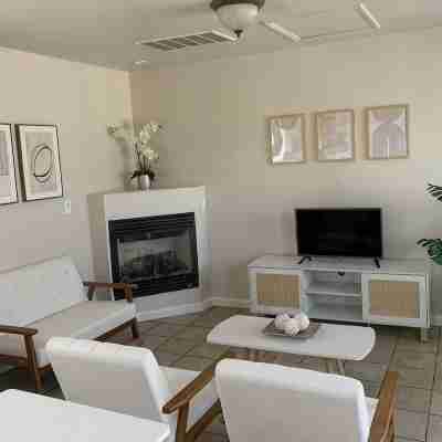 La Casita Española-Charming 2-bedroom house in brilliant Ventura Others
