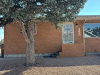 Charming Duplex with New AC & heater with WiFi ラ・フンタのホテル