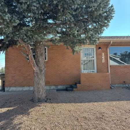 Charming Duplex with New AC & heater with WiFi