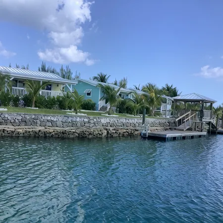 Charming New Blue Studio on water with dock, WiFi & AC in fun time Freeport Отели в г. Фрипорт
