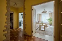EuroUyut In A New House Bright Apartments - 2-Star