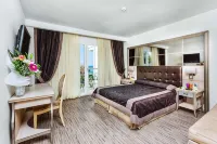 Elinotel Apolamare Hotel
