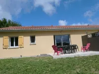 Chaleureuse Maison Neuve, 67m², Cosy, 2chambres, 1km Plage du Lac, 200m Bourg - บังกะโล