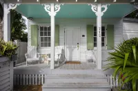 Historic Old Town  Key West Cigarmaker's Cottage - Cigar House, Sleeps 4 - Bungalow